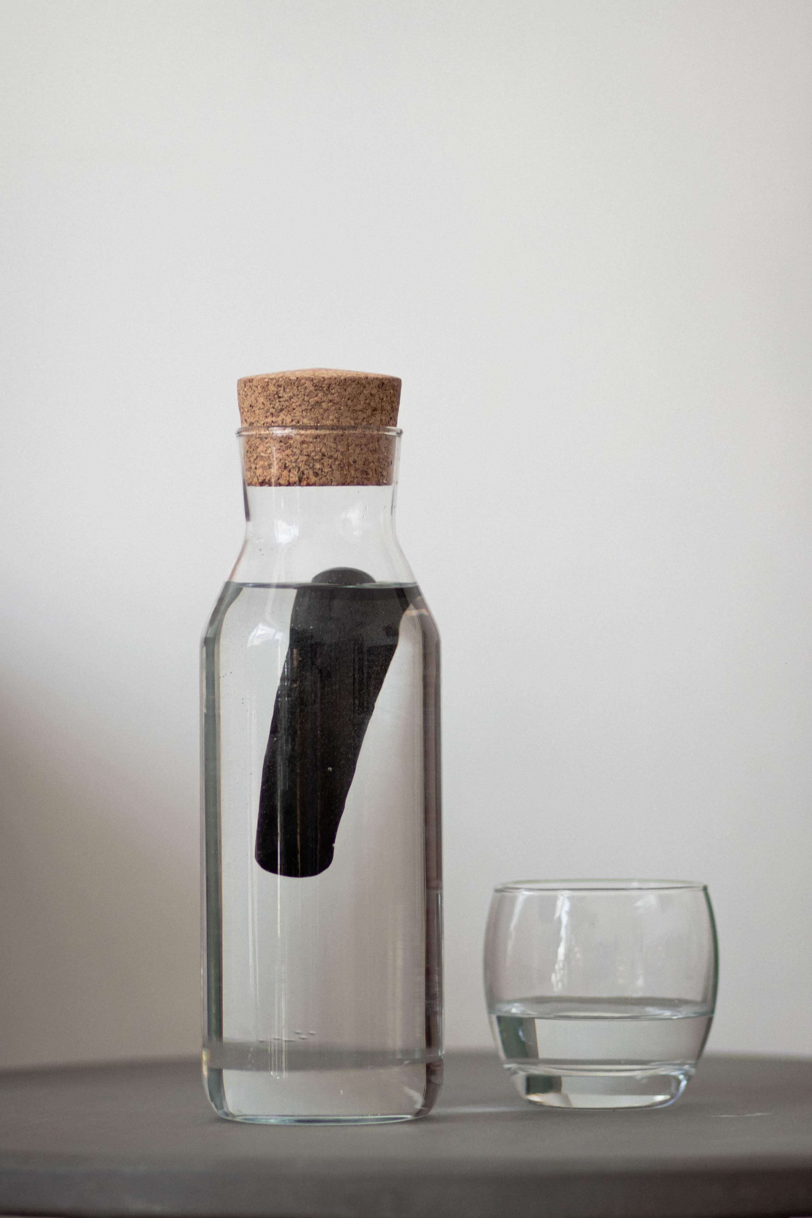 Geneeskunde bouwer Rot 10 originele ideeën om uw glazen flessen te hergebruiken | KissPlanet