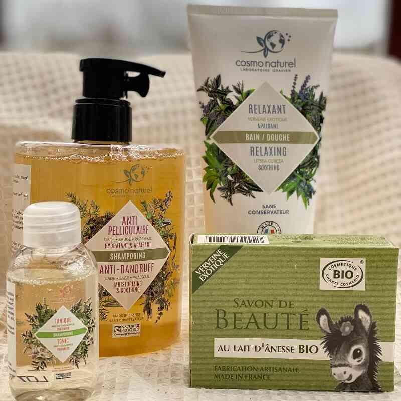 Natural care for sensitive skin gift set