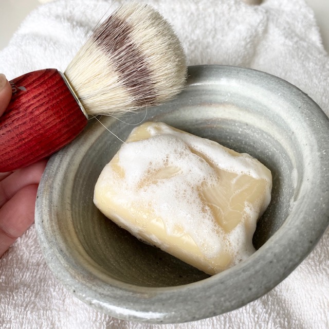 [ANE028] Stained ash shaving brush, natural bristle