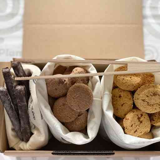 [BOX014FD] Coffee time box Fingers chocolat sésame, biscuits chocolat beurre salé et caramel beurre salé - 1kg250